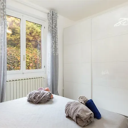 La Tana Del Lupo Apartment *
